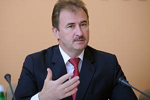 Попов поддержал малоимущих