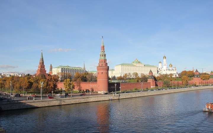 Близьке до Кремля неонацистське угрупування збирає данні про військові об’єкти у країнах Балтії, – The Guardian