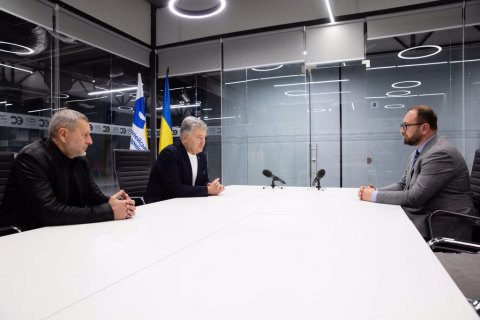 Нариман Джелялов передал из тюрьмы письмо Порошенко