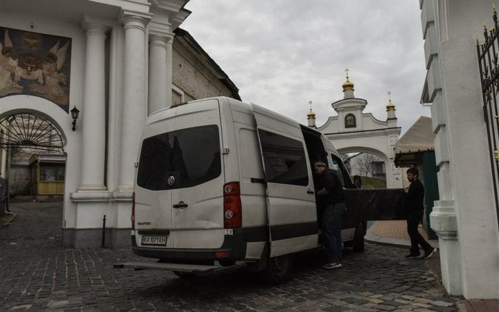 УПЦ МП хоче вивезти з Києво-Печерської лаври все, крім мощей, бо вважає майно своїм, - Радіо Свобода