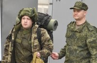 За контракт із армією РФ окупантам обіцяють по 500 тисяч рублів, але зарплати затримують 