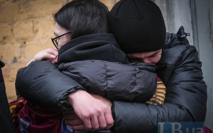 Друга спроба. Уряд змінив підходи до допомоги цивільним, які пережили полон. Що наразі з того виходить 