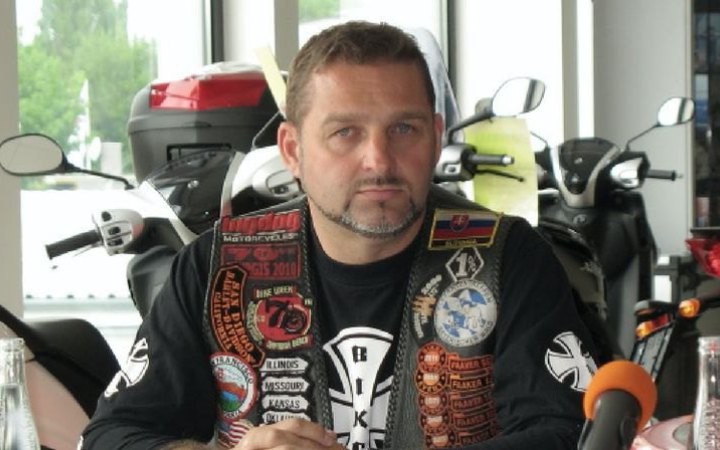 ЄС видалив із санкційного списку словацького лідера пропутінських байкерів