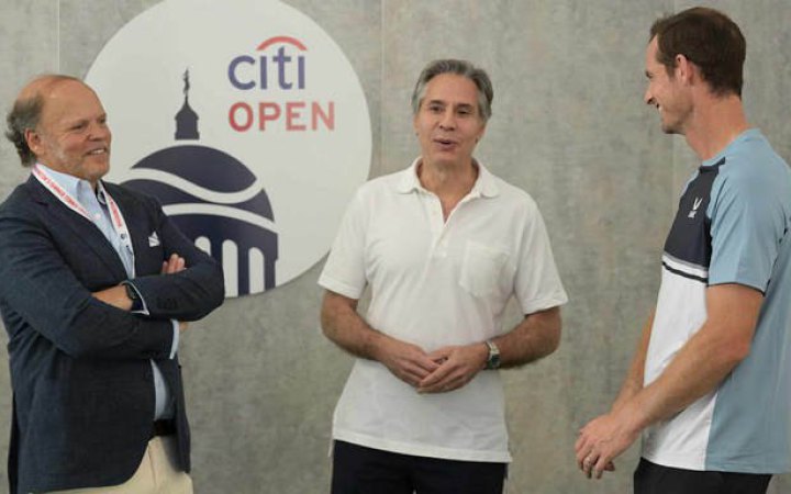 Експерша ракетка світу пожертвував понад $300 тисяч українським дітям