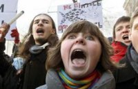 Студенты заставили Табачника уступить