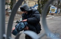 Освобожденные из плена бойцы встретились с родными в Василькове