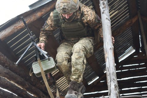 Окупанти дев'ять разів порушили режим тиші на Донбасі, ЗСУ відкривали вогонь у відповідь
