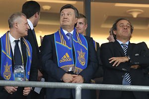 Янукович оценил поддержку УЕФА во время Евро-2012