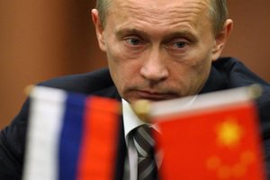 Наградив Путина, китайцы насмешили и разгневали западные СМИ: они жалеют Конфуция и вспоминают Каддафи