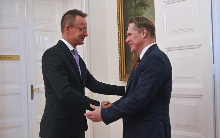 До Угорщини прибув з візитом міністр охорони здоров’я РФ