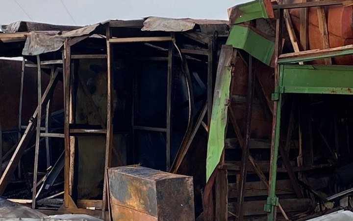 Військові показали наслідки вчорашнього обстрілу Одещини 