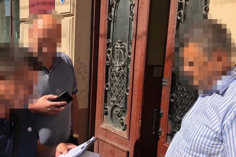 Полицейский из Киева три года не ходил на работу и получал зарплату