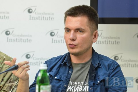 Волонтеры презентовали благотворительный календарь, посвященный ветеранам АТО