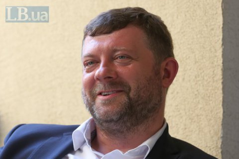 Корниенко объяснил, как появилась реклама с Верещук и "уставшими мостами"
