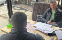 Директора столичного парку Партизанської слави судитимуть у справі про хабар за дозвіл на розміщення кафе-пункту незламності