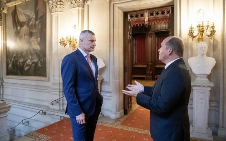 Кличко запропонував долучитись до проекту реабілітаційного центру для захисників меру Брюсселя 