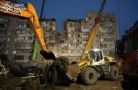 Головне за ніч та ранок вівторка, 7 липня: пошуково-рятувальні роботи в Києві, 255 боєзіткнень, ракетний удар по Бєлгороду