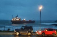 Российский сухогруз сел на мель у побережья Британии