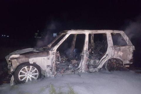 В Херсоне налетчики ограбили ювелирный магазин и сожгли автомобиль, убегая от полиции (обновлено)