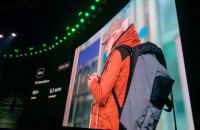 Государство будет выдавать всем вакцинированным украинцам от 60 лет смартфон по льготному тарифу – Зеленский