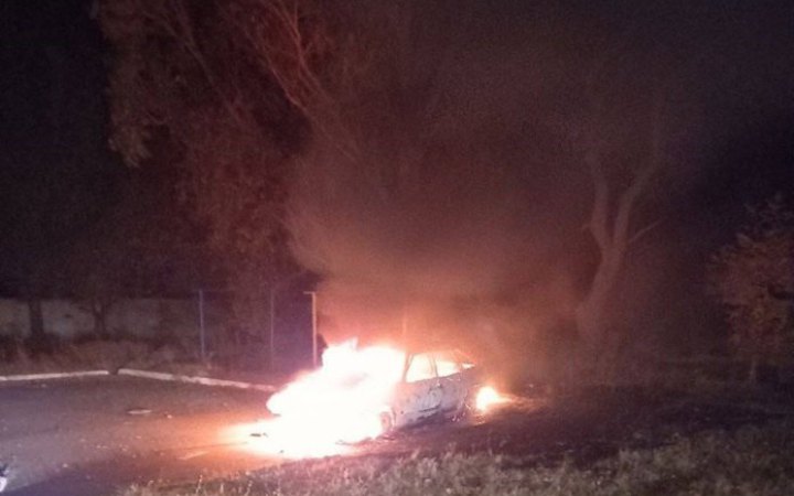У Мелітополі партизани підірвали автівку з окупантами-мародерами та краденим майном