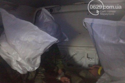 У Мариуполя захватили в плен восемь боевиков, названы их имена (обновлено)