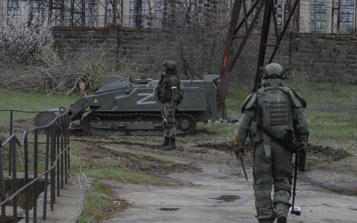 Оккупант рассказал жене, как они убили украинку на глазах у детей