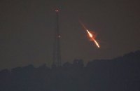 Американські та ізраїльські військові уночі перехопили понад сотню іранських безпілотників