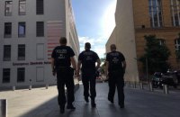 Немецкая полиция взяла под круглосуточную охрану госпиталь, где лечат Навального