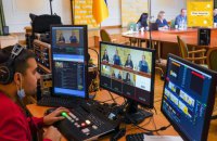 Почти 3000 врачей стали участниками конференций Фонда Рината Ахметова по актуальным вопросам борьбы с COVID-19