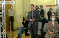 Железняк пришел на брифинг Стефанчука спрашивать о смене главы фракции "Голос"