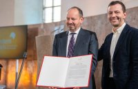 Філіп Сендс присвятить книжку Вікторії Амеліній
