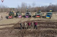 Резніков показав нову техніку від західних партнерів