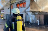 У Києві сталась пожежа в гаражному кооперативі на Видубичах