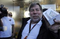Сооснователь Apple стал жертвой мошенничества с биткоинами