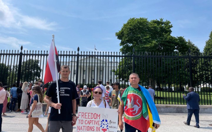 Представники поневолених Кремлем народів просять Байдена допомогти відділитися від Росії