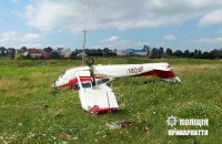В Ивано-Франковской области самолет аварийно сел на пастбище