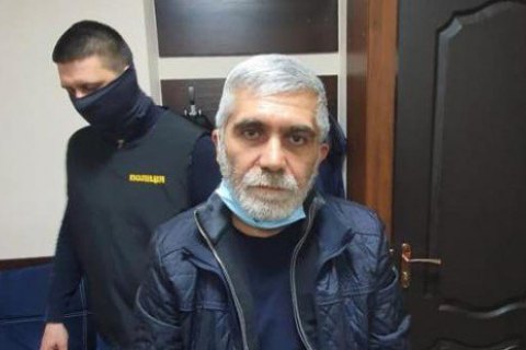 У Кривому Розі затримали кримінального авторитета на прізвисько "Дід", який втік з-під суду