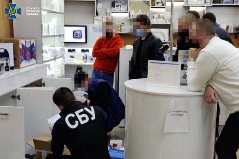 СБУ ликвидировала сеть ботоферм, которая дискредитировала вакцинацию и поддерживала "Л/ДНР"
