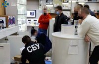 СБУ ликвидировала сеть ботоферм, которая дискредитировала вакцинацию и поддерживала "Л/ДНР"