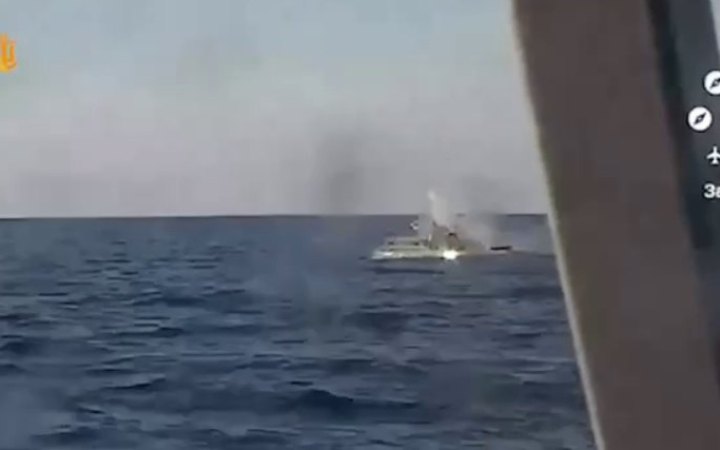  ВМС заявили про перший в історії бій морських безекіпажних катерів: український переміг