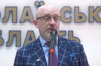 Резников: "Войны не будет ... у нас сейчас огороды по графику"