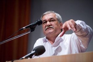 Звание Героя нужно аннулировать, - писатель