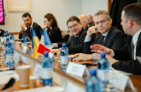 В Україні перед візитом Еммануеля Макрона перебуває спецуповноважений президента Франції з питань відновлення