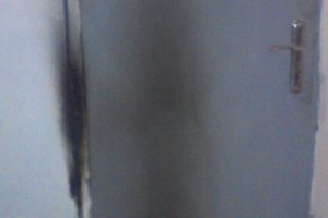 Активистке николаевского Евромайдана подожгли дверь квартиры