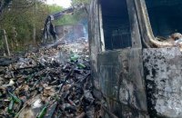 "Блукаючий танк" підбив фуру з алкоголем для бойовиків