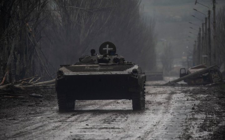 Тривають важкі бої за Бахмут, Сили оборони відбили за добу 22 ворожі атаки, - Генштаб