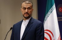 Глава МЗС Ірану назвав Україну одним із чорних ринків зброї для бойовиків ХАМАС, в Україні цю заяву назвали лицемірною