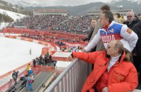 ​МОК пожизненно дисквалифицировал еще четверых российских лыжников 