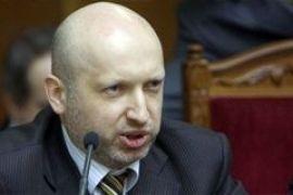 Турчинов: «Перебежчики пристроились к корыту и крутят хвостиками, похрюкивают от удовольствия»